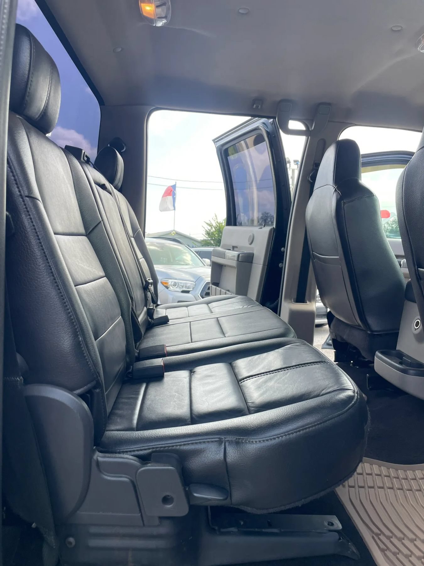 Used 2009 Ford F250 FX4 AWD/4WD image 18