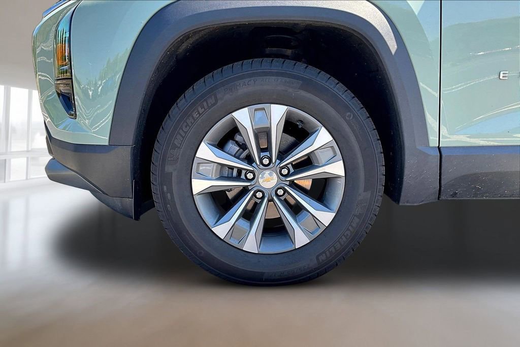 Used 2025 Chevrolet Equinox LT w/ Convenience Package II AWD/4WD image 30