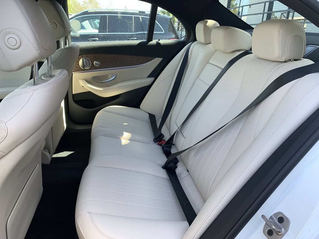 Used 2023 Mercedes-Benz E 350 4MATIC Sedan image 11