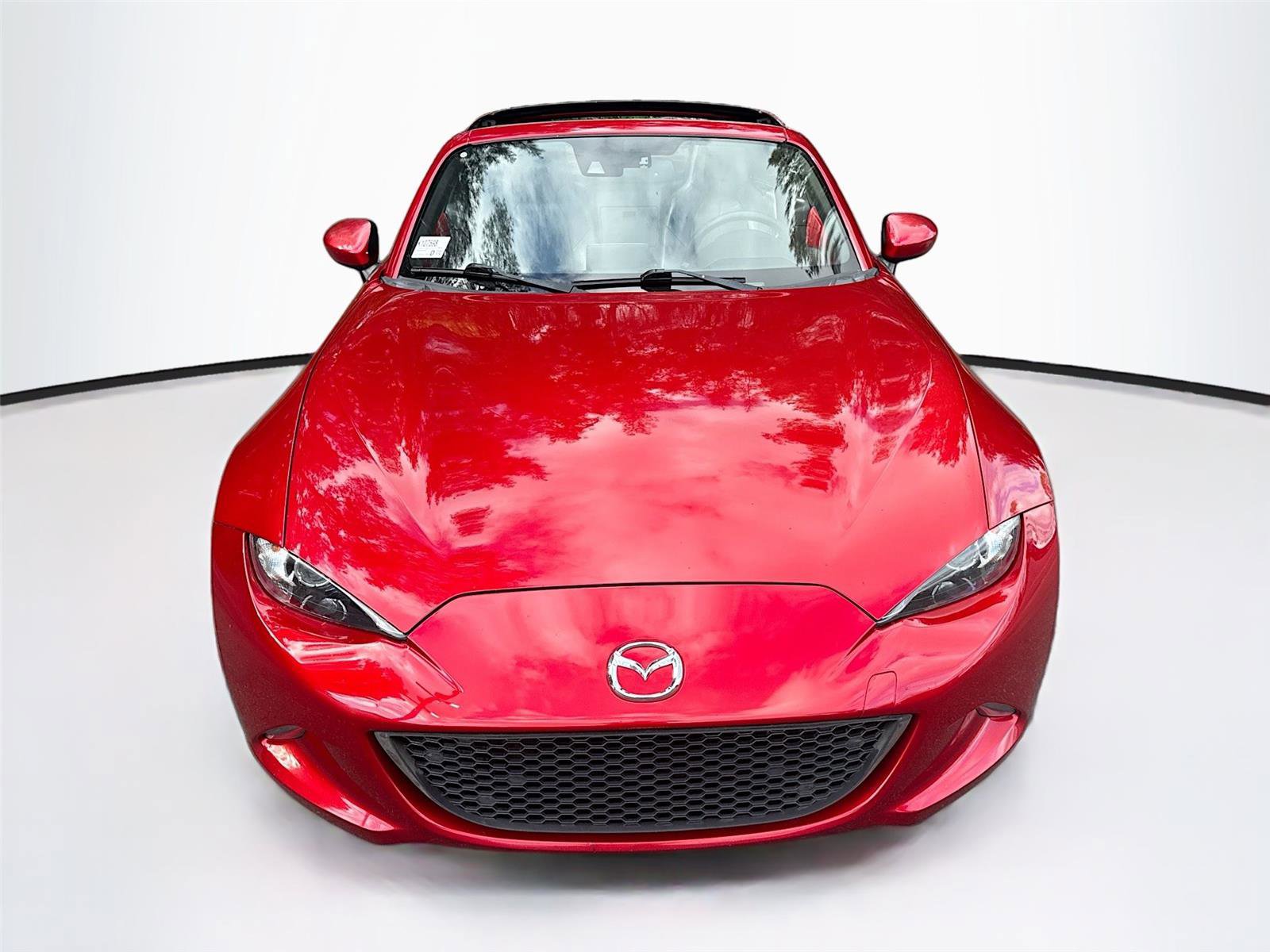 Used 2017 MAZDA MX-5 Miata RF Grand Touring image 2