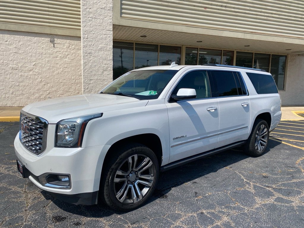 Used 2018 GMC Yukon XL Denali w/ Denali Ultimate Package image 1