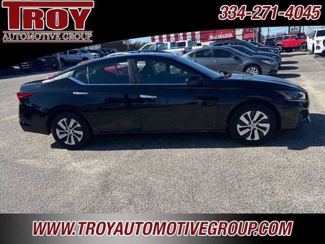 Used 2024 Nissan Altima 2.5 S image 8
