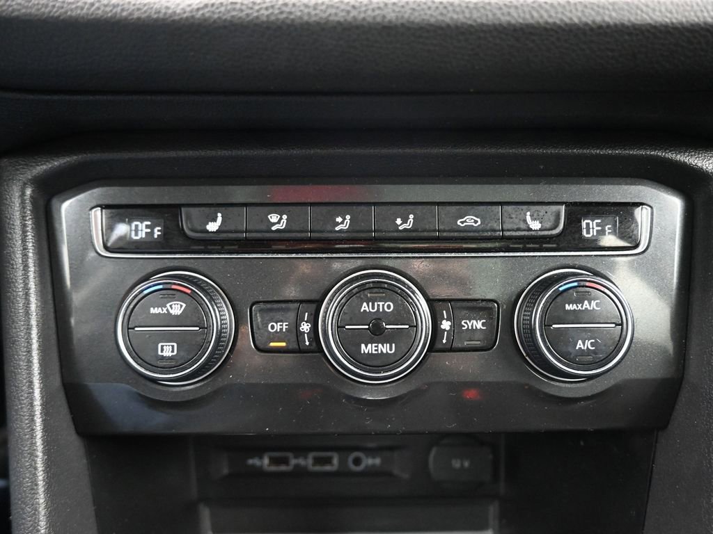 Used 2019 Volkswagen Tiguan SE AWD/4WD image 20