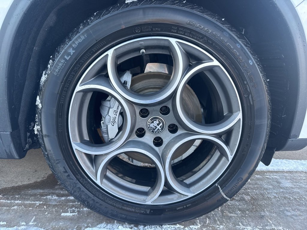 New 2025 Alfa Romeo Stelvio Sprint image 23