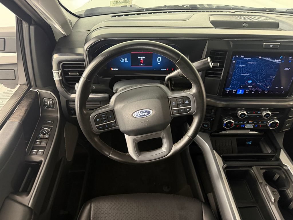 Used 2025 Ford F350 Lariat w/ Black Appearance Package AWD/4WD image 14
