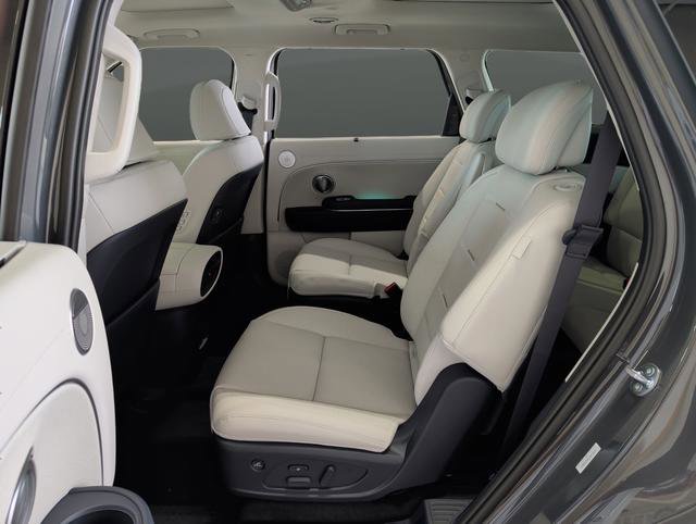 New 2026 Hyundai Palisade Calligraphy AWD/4WD image 34