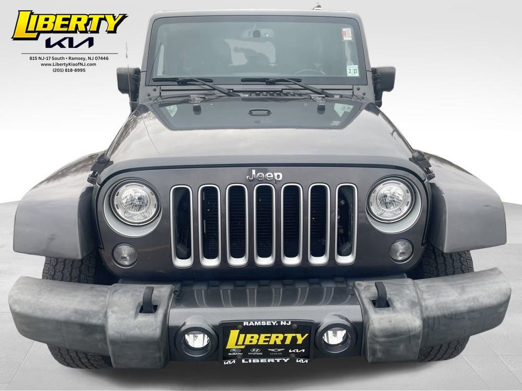 Used 2017 Jeep Wrangler Unlimited Sahara w/ Connectivity Group image 2