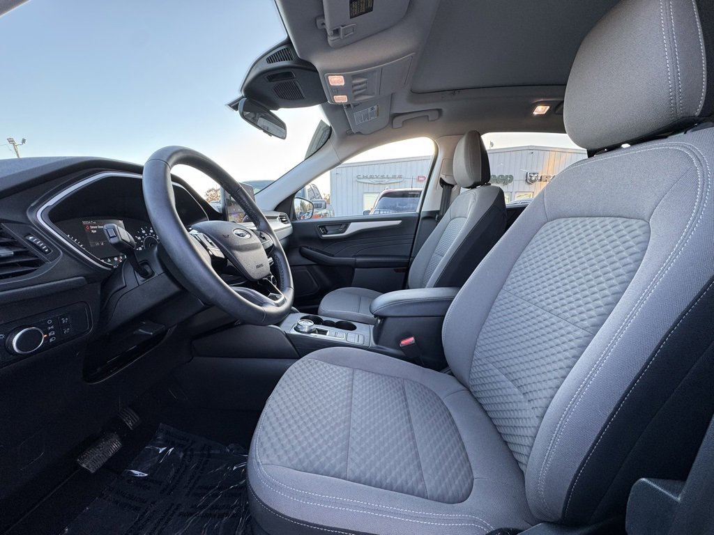 Used 2022 Ford Escape SE w/ Convenience Package image 18