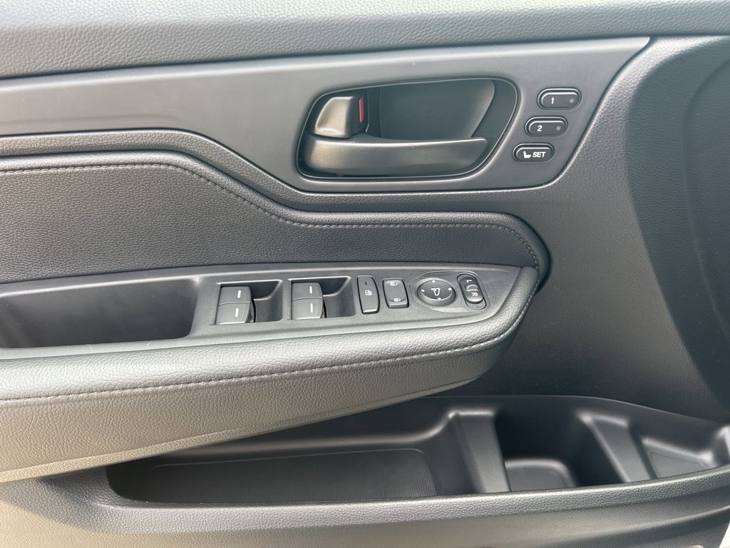 New 2026 Honda Odyssey Sport-L image 25