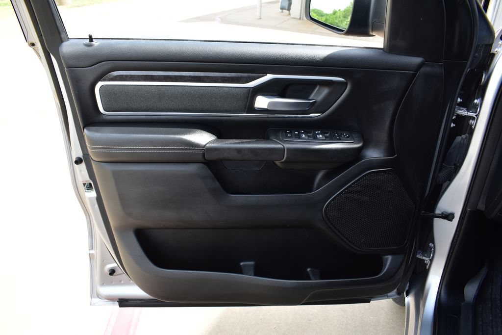 Used 2022 RAM 1500 Big Horn AWD/4WD image 16