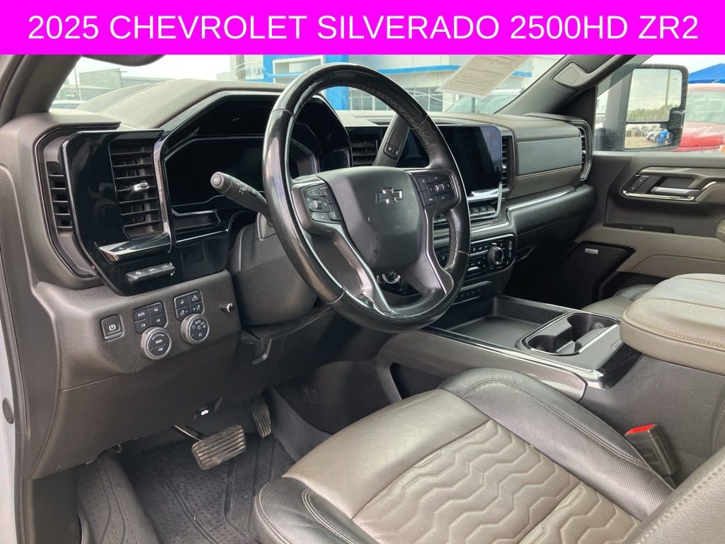 Used 2025 Chevrolet Silverado 2500 ZR2 w/ Technology Package image 23