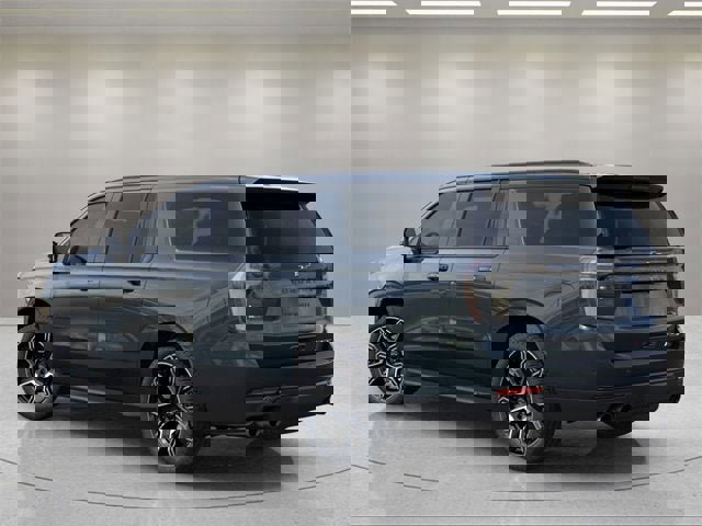 New 2026 Chevrolet Suburban RST image 3