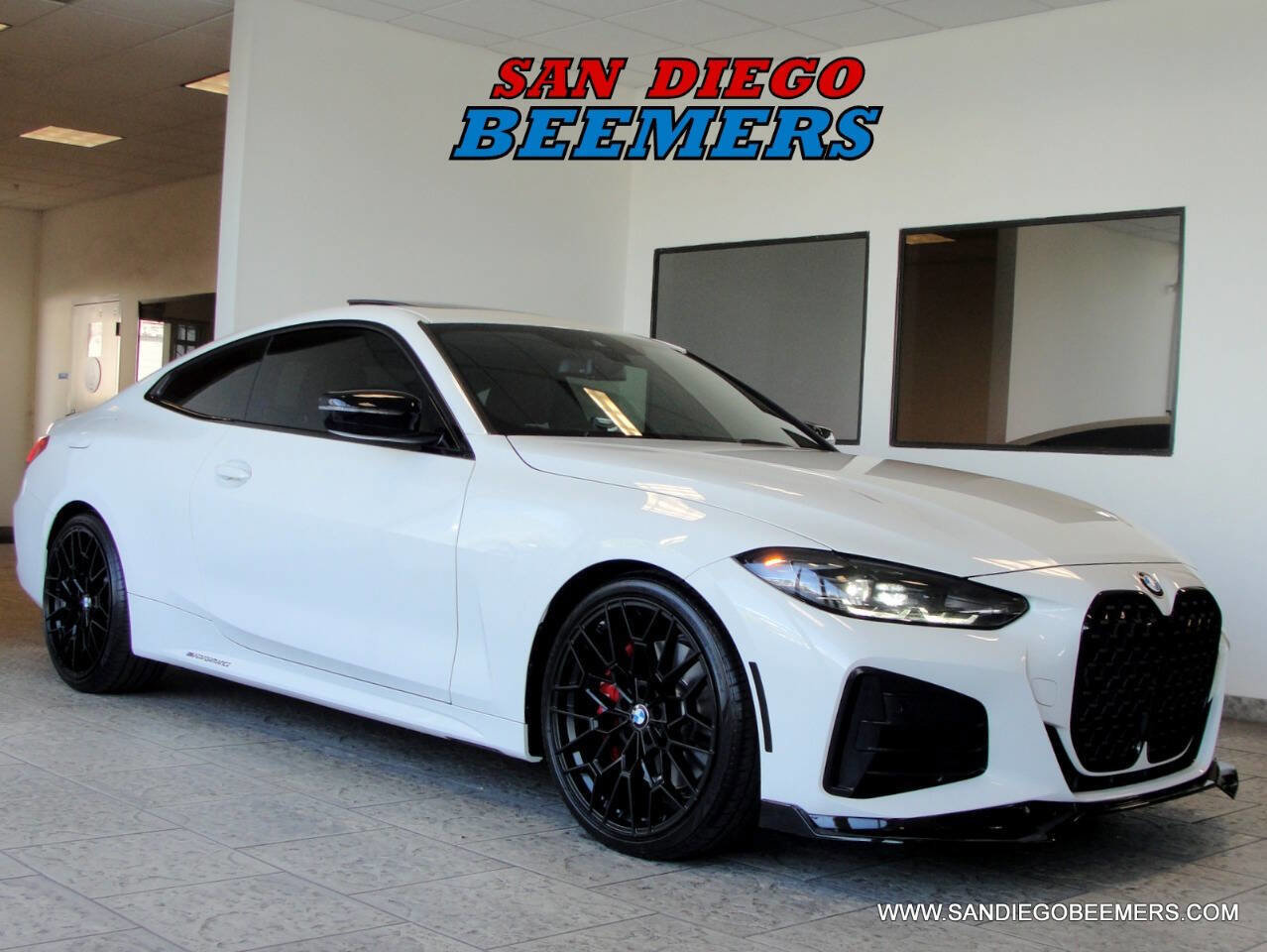 Used 2024 BMW M440i Coupe w/ Premium Package RWD image 24