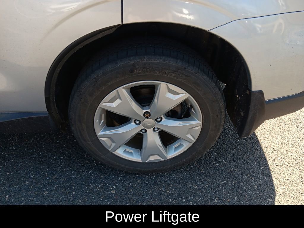 Used 2015 Subaru Forester 2.5i Limited AWD/4WD image 9