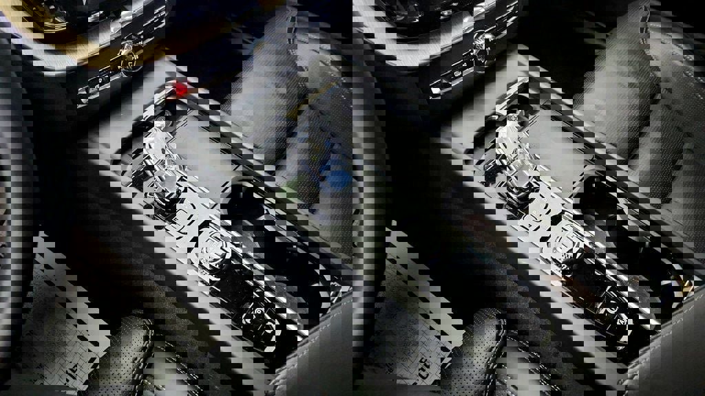 Used 2022 Volvo XC60 T8 Inscription w/ Advanced Package image 17