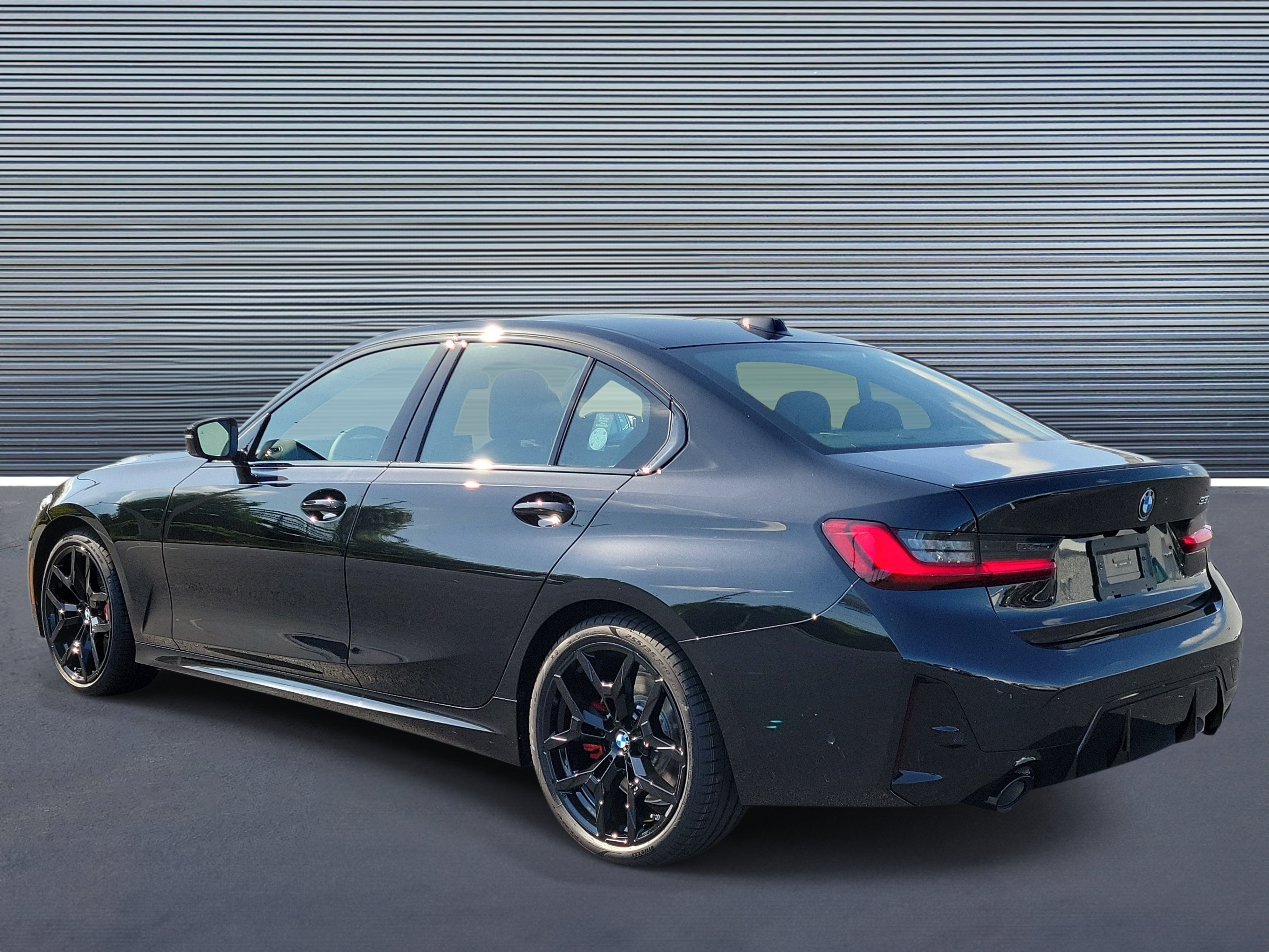 New 2026 BMW 330i Sedan w/ M Sport Package RWD image 4