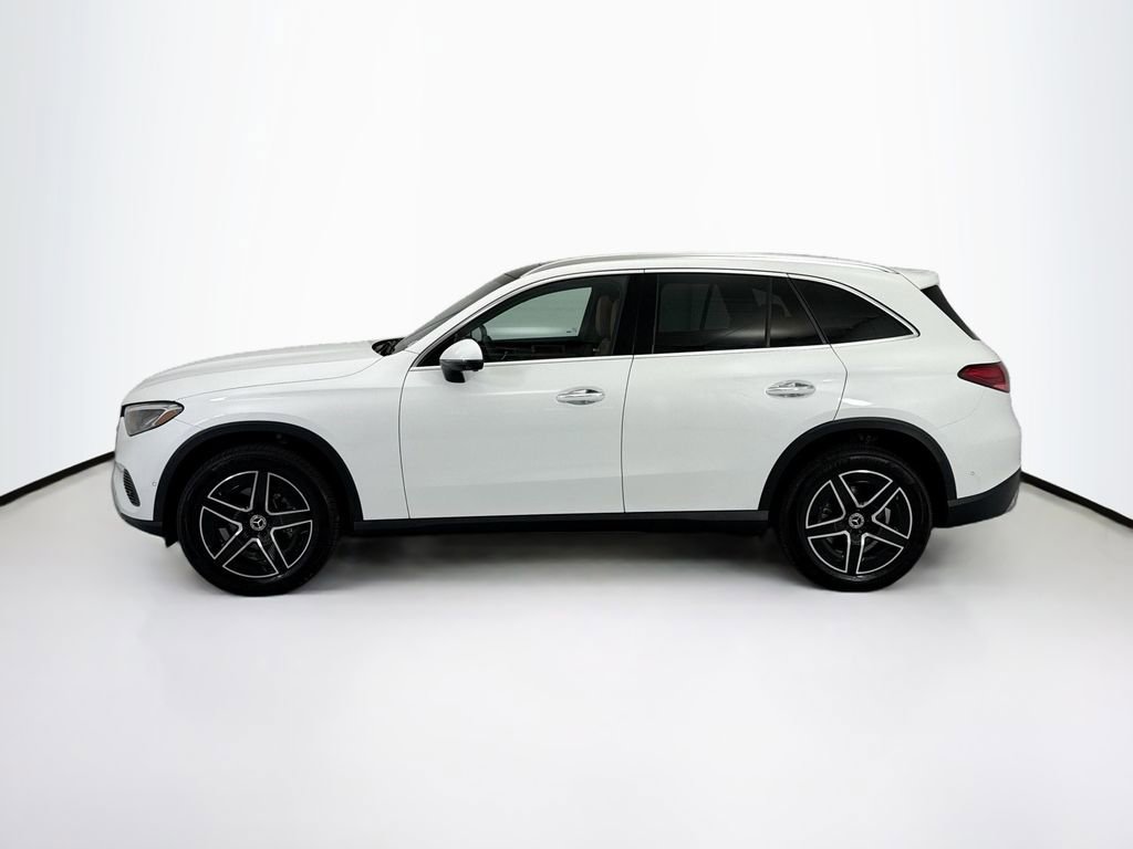Certified 2026 Mercedes-Benz GLC 300 4MATIC image 8