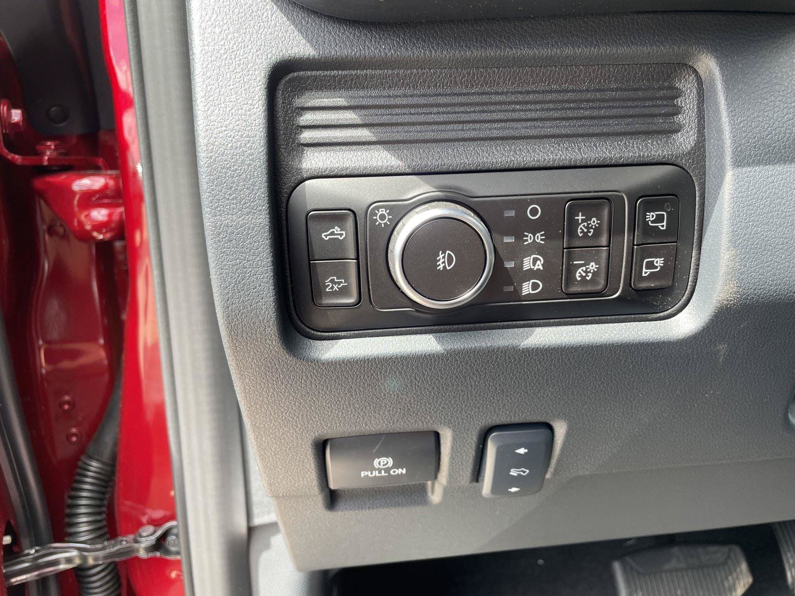 New 2026 Ford F250 Lariat w/ Chrome Package AWD/4WD image 14