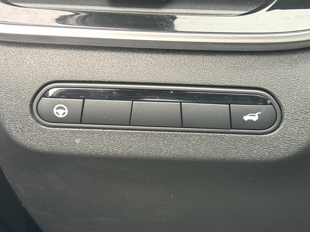 New 2026 INFINITI QX60 Sport w/ Dark Cargo Package image 13