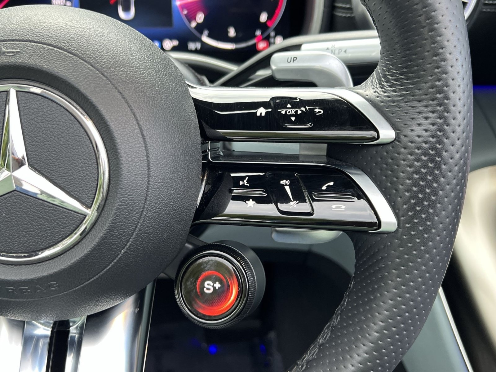 Certified 2022 Mercedes-Benz SL 55 AMG 4MATIC image 39
