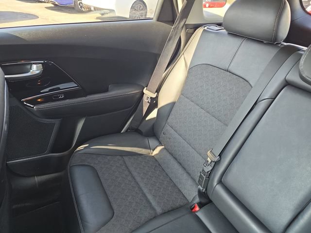 Used 2020 Kia Niro EX FWD image 12