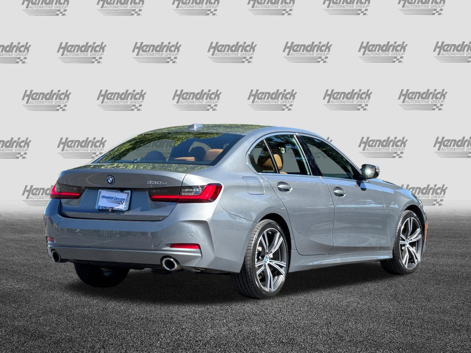 Certified 2024 BMW 330e RWD image 5
