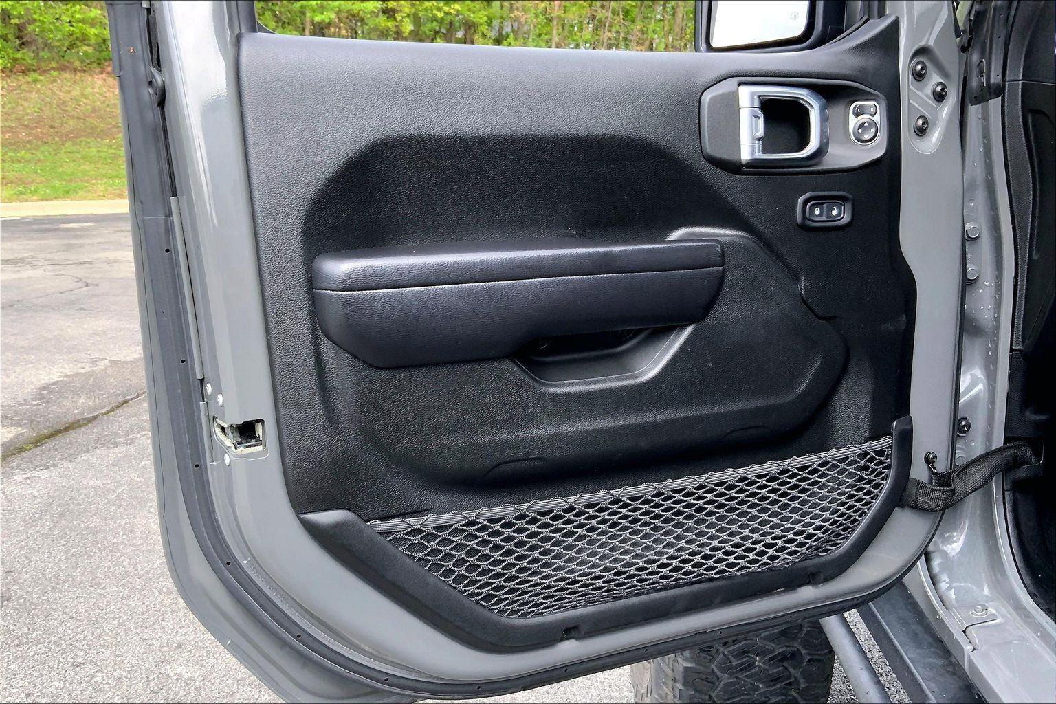 Used 2020 Jeep Gladiator Sport w/ Quick Order Package 24S AWD/4WD image 21