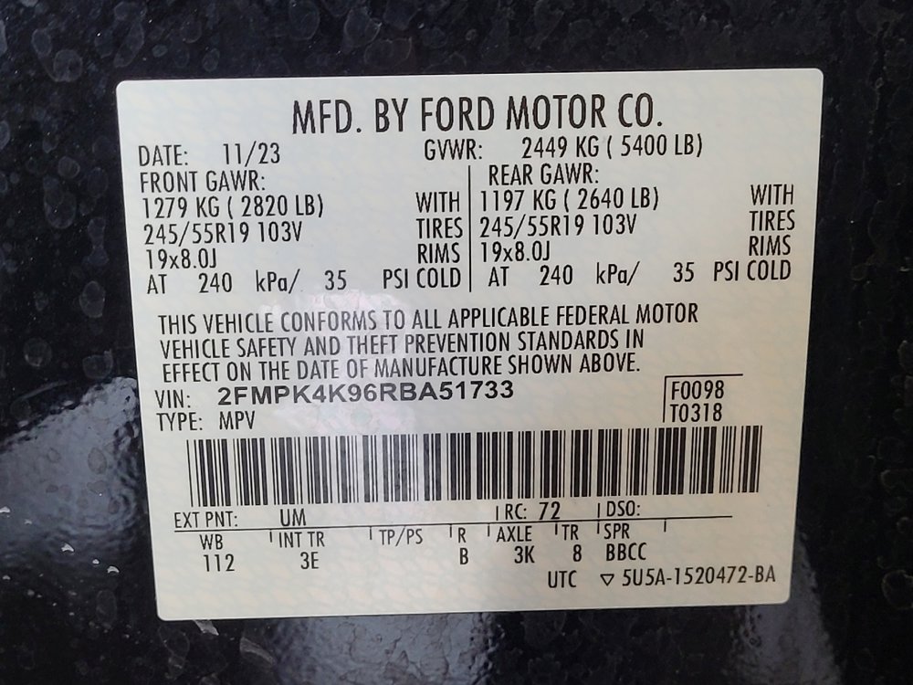 Used 2024 Ford Edge Titanium image 33