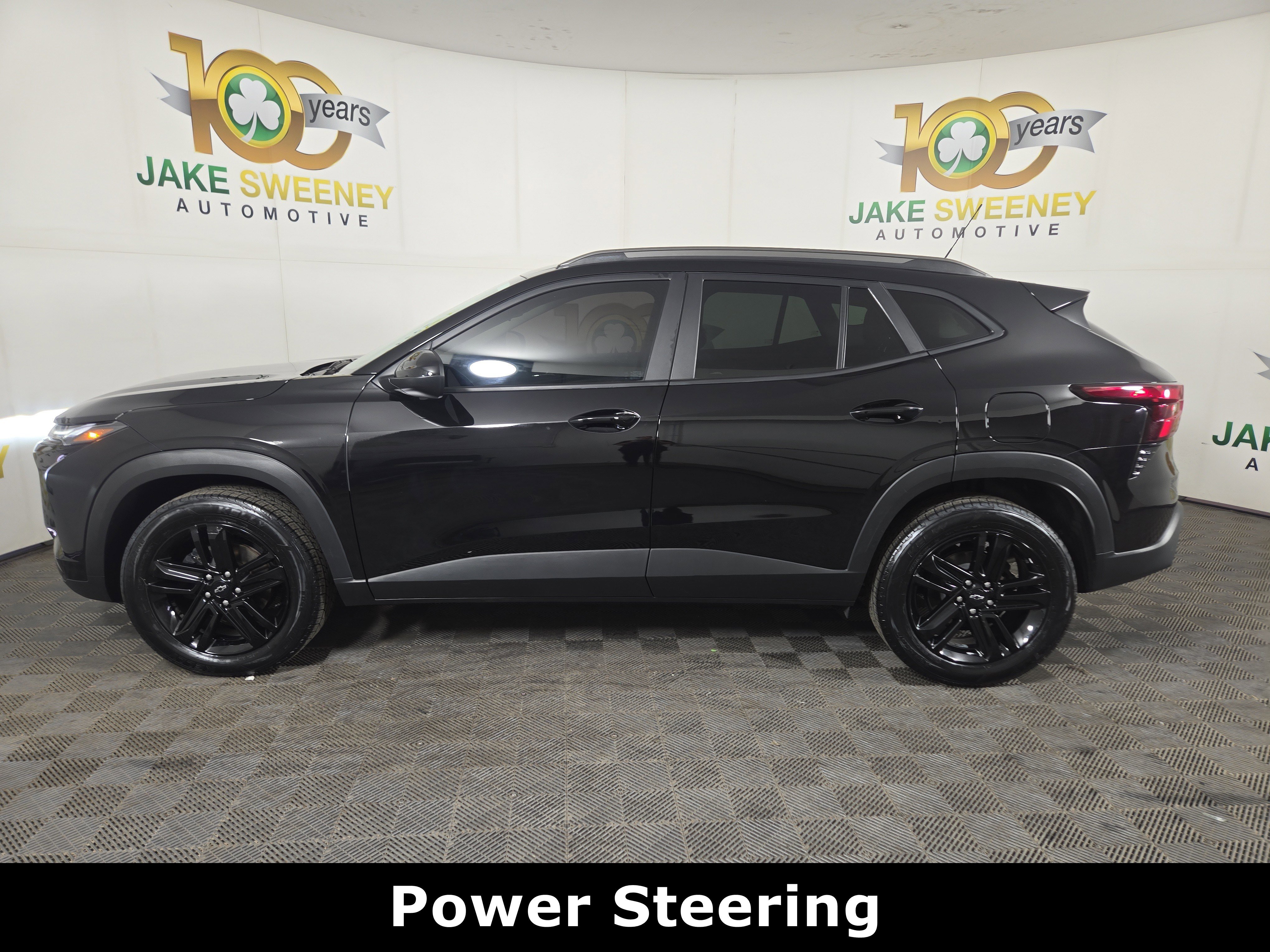 Certified 2024 Chevrolet Trax ACTIV w/ Sunroof Package FWD image 4