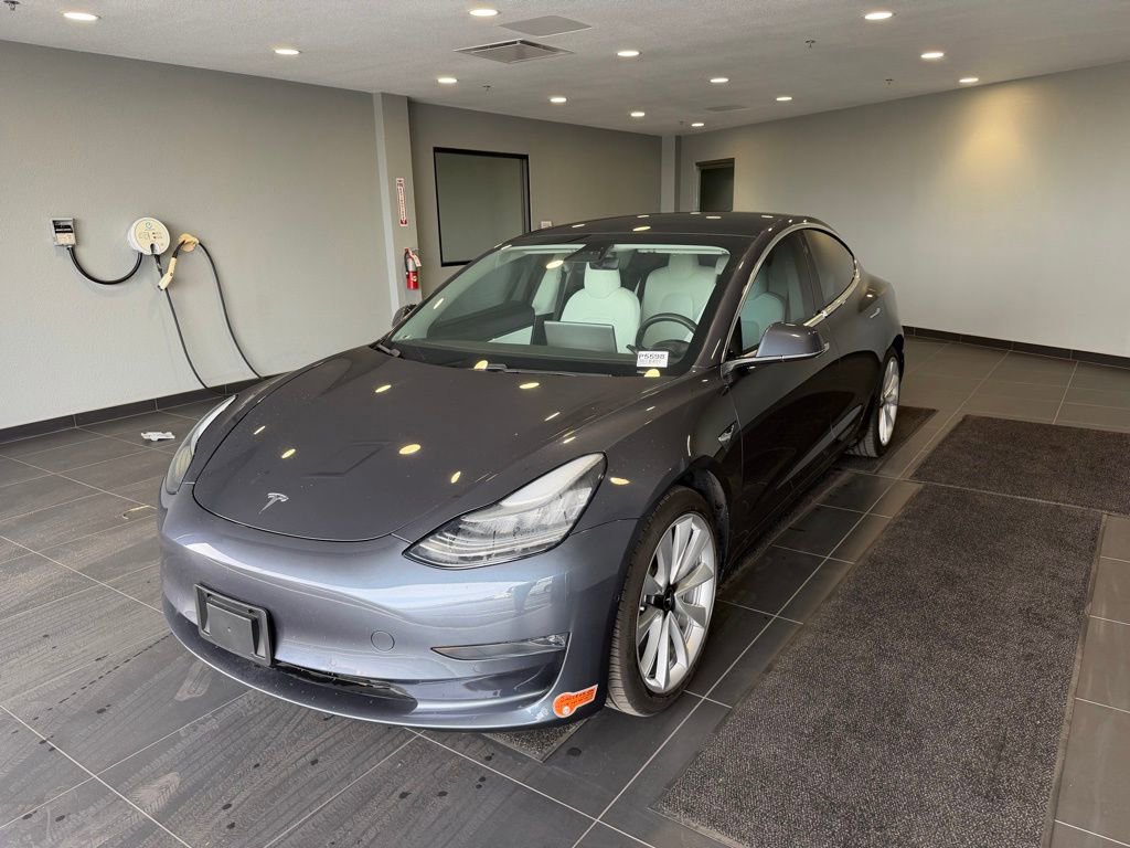 Used 2020 Tesla Model 3 Long Range image 1