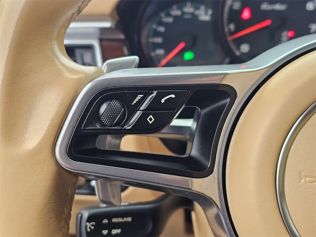 Used 2016 Porsche Macan Turbo image 36