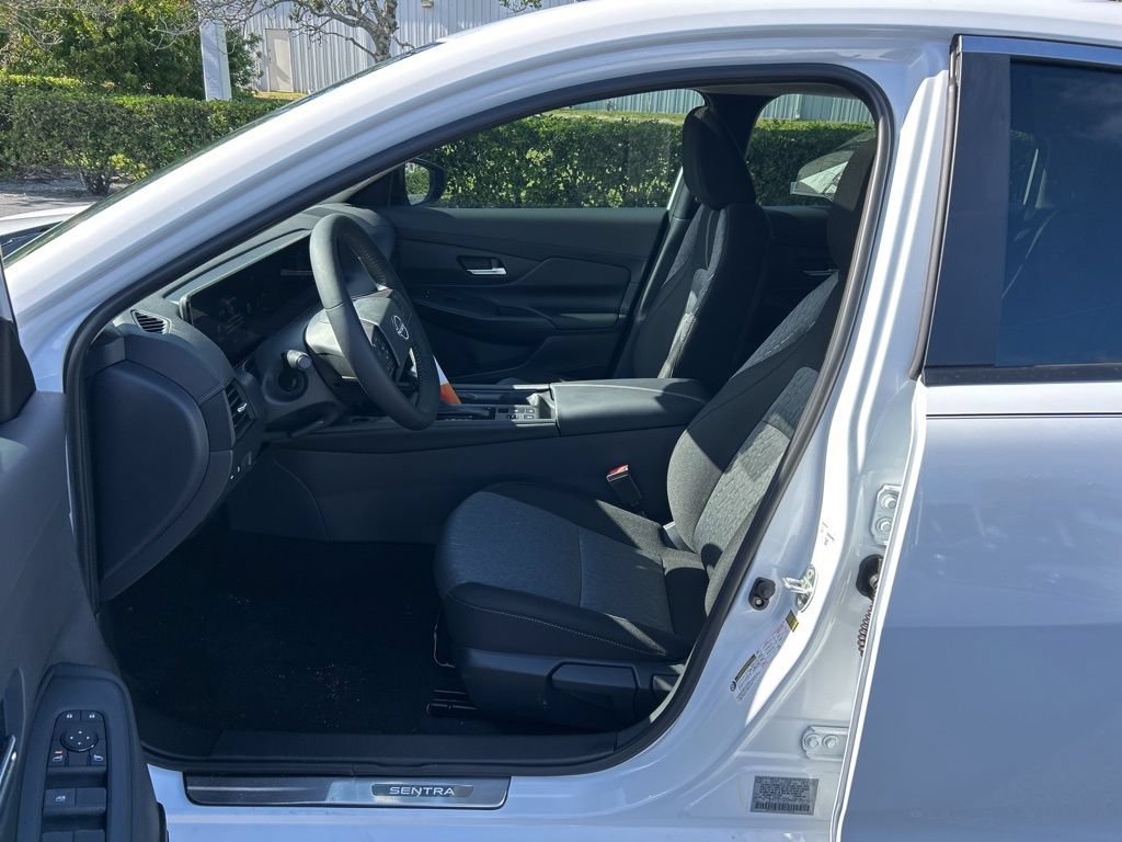 New 2026 Nissan Sentra SV w/ SV Convenience Package FWD image 16