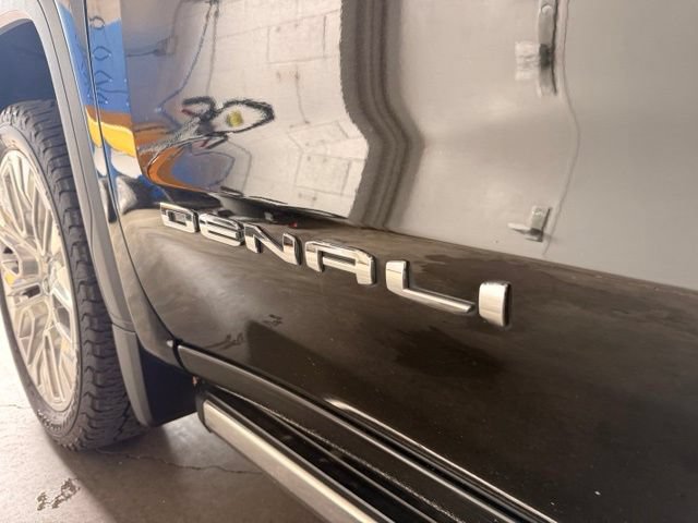Used 2020 GMC Sierra 1500 Denali w/ Denali Ultimate Package AWD/4WD image 33