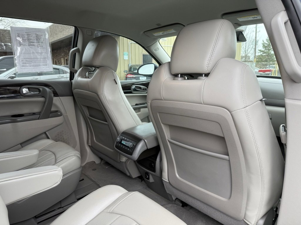 Used 2017 Buick Enclave Premium image 26