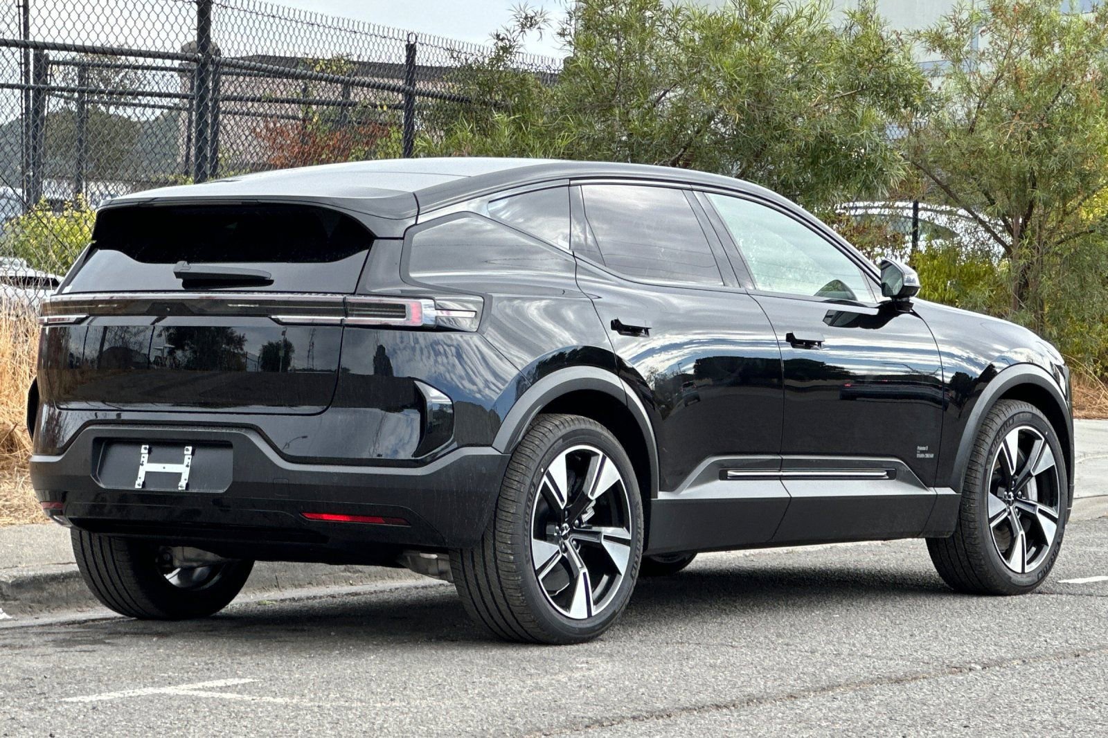 New 2025 Polestar Polestar 3 image 2