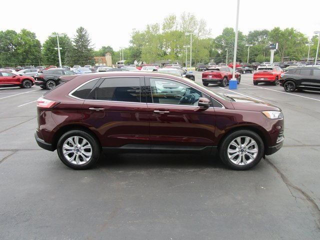 Used 2021 Ford Edge Titanium image 6