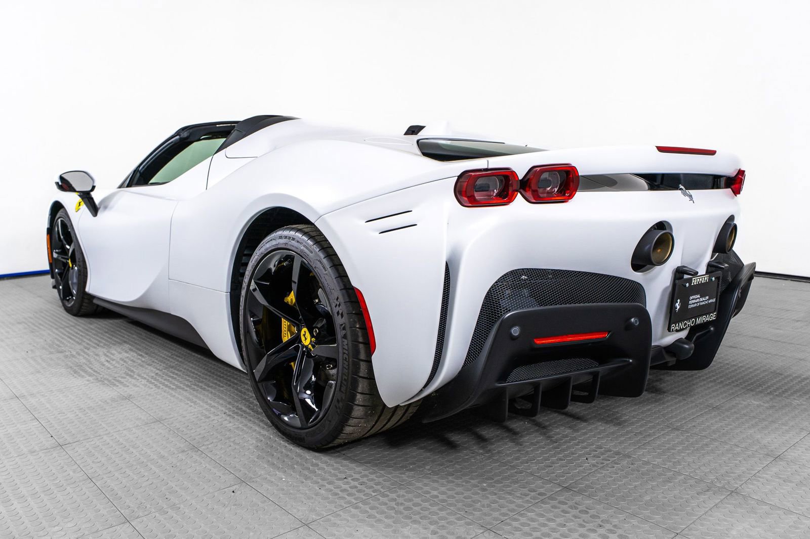 Certified 2024 Ferrari SF90 Spider AWD/4WD image 4
