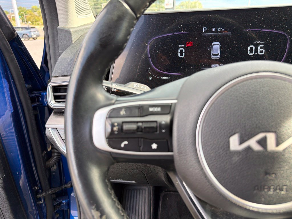 Used 2023 Kia Sportage EX AWD/4WD image 27