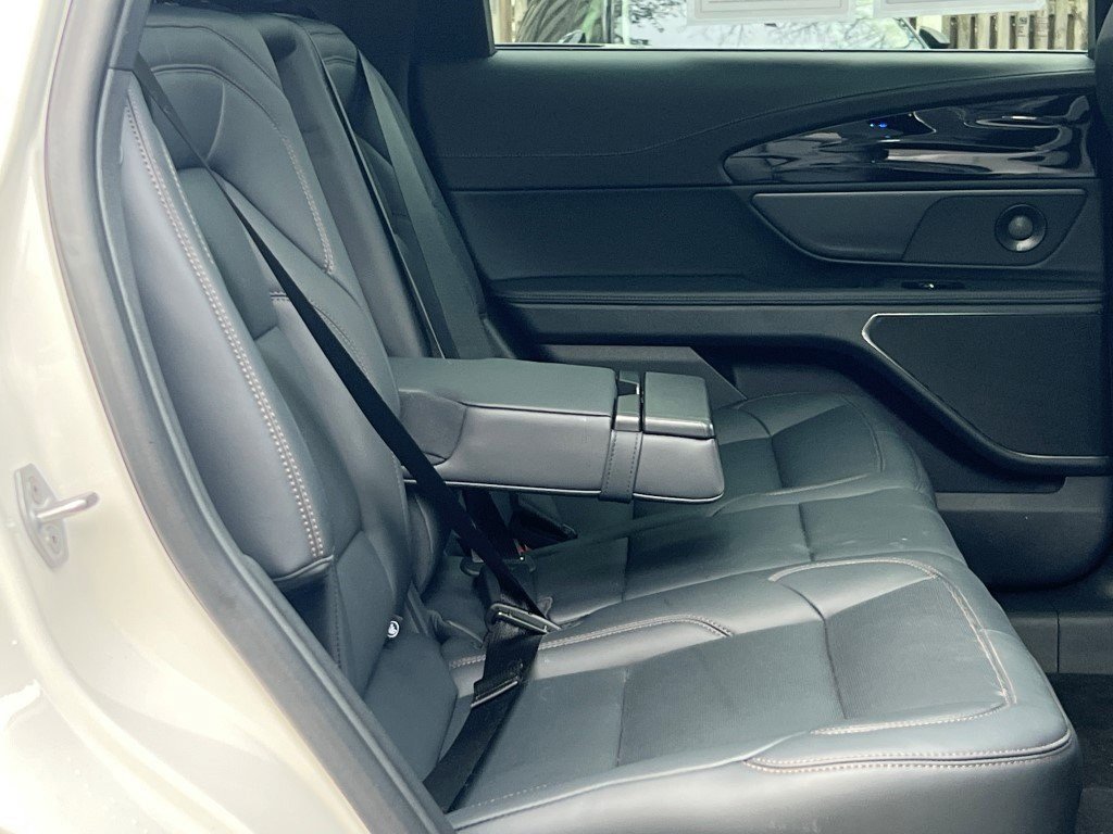 Used 2025 Lincoln Nautilus Premier w/ Equipment Group 102A image 13