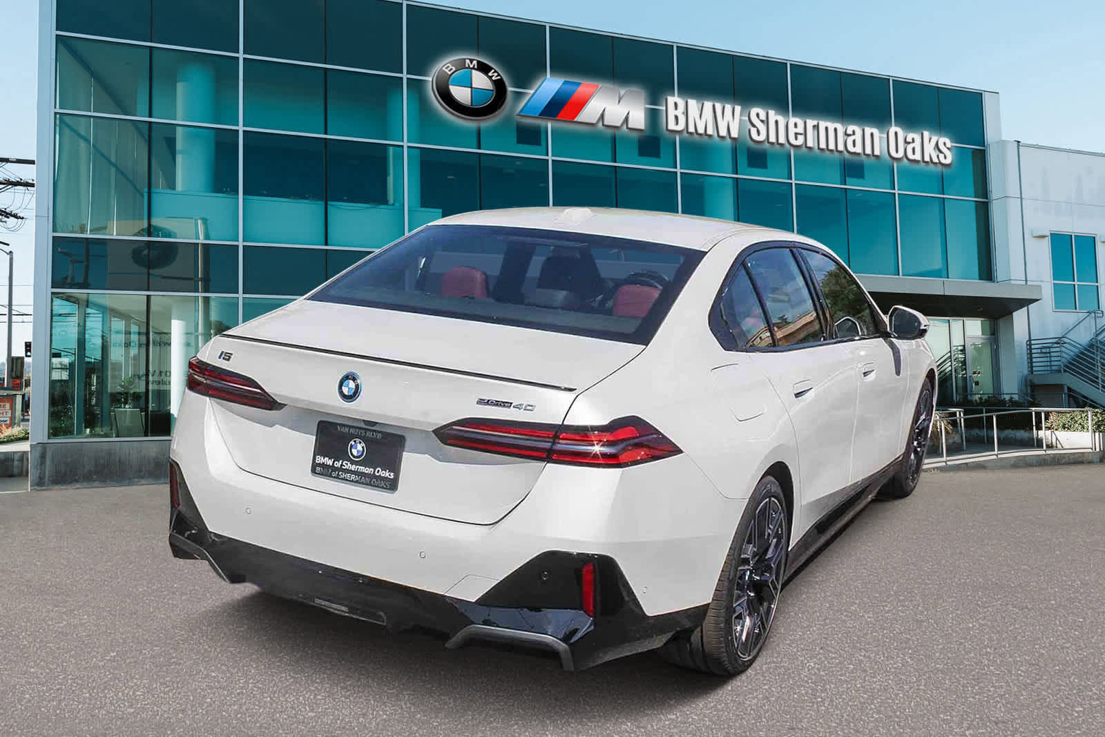 New 2026 BMW i5 eDrive40 w/ M Sport Package image 4