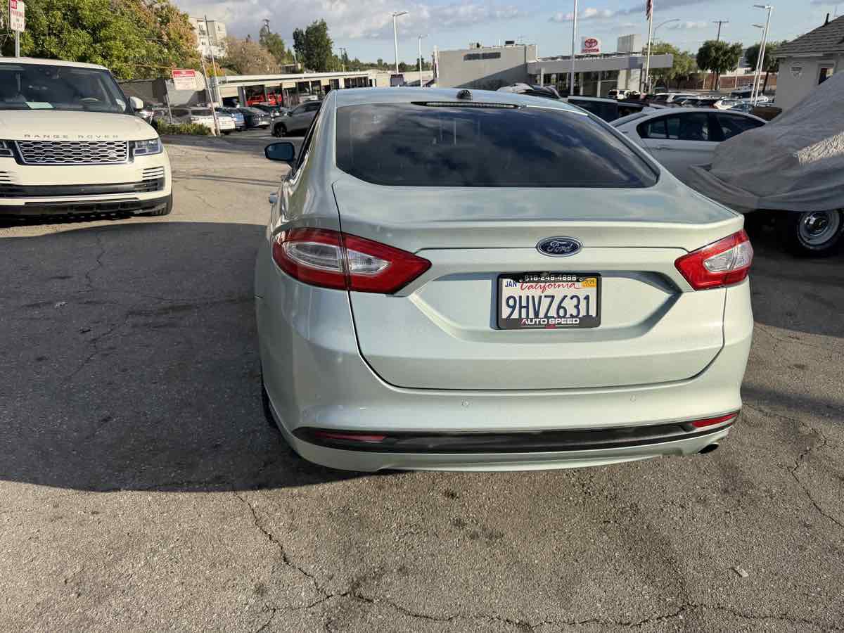 Used 2014 Ford Fusion SE w/ Equipment Group 502A image 5