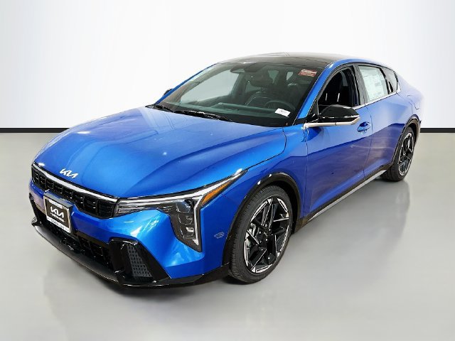 New 2025 Kia K4 EX w/ GT-Line Sunroof Package FWD image 3