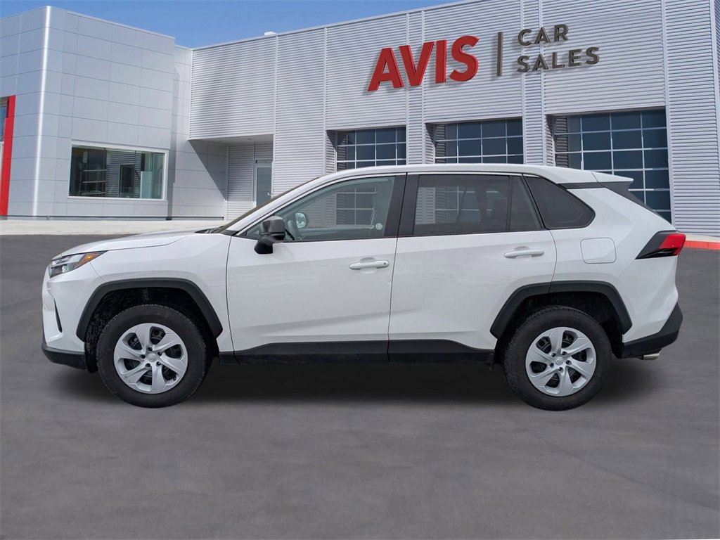 Used 2025 Toyota RAV4 LE image 2