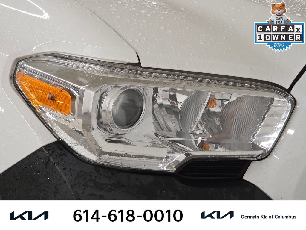 Used 2021 Toyota Tacoma SR AWD/4WD image 15