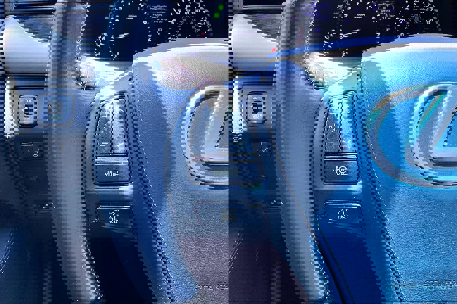 Used 2015 Lexus LS 460 L RWD image 22