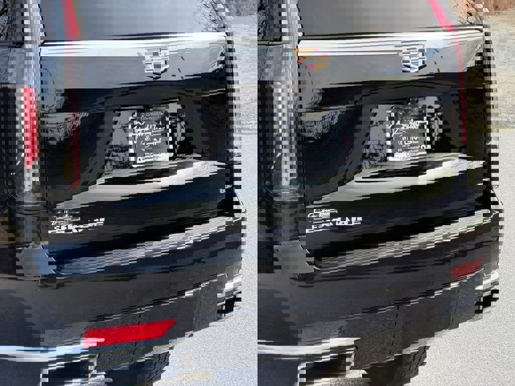 Used 2021 Cadillac Escalade ESV Premium Luxury image 48