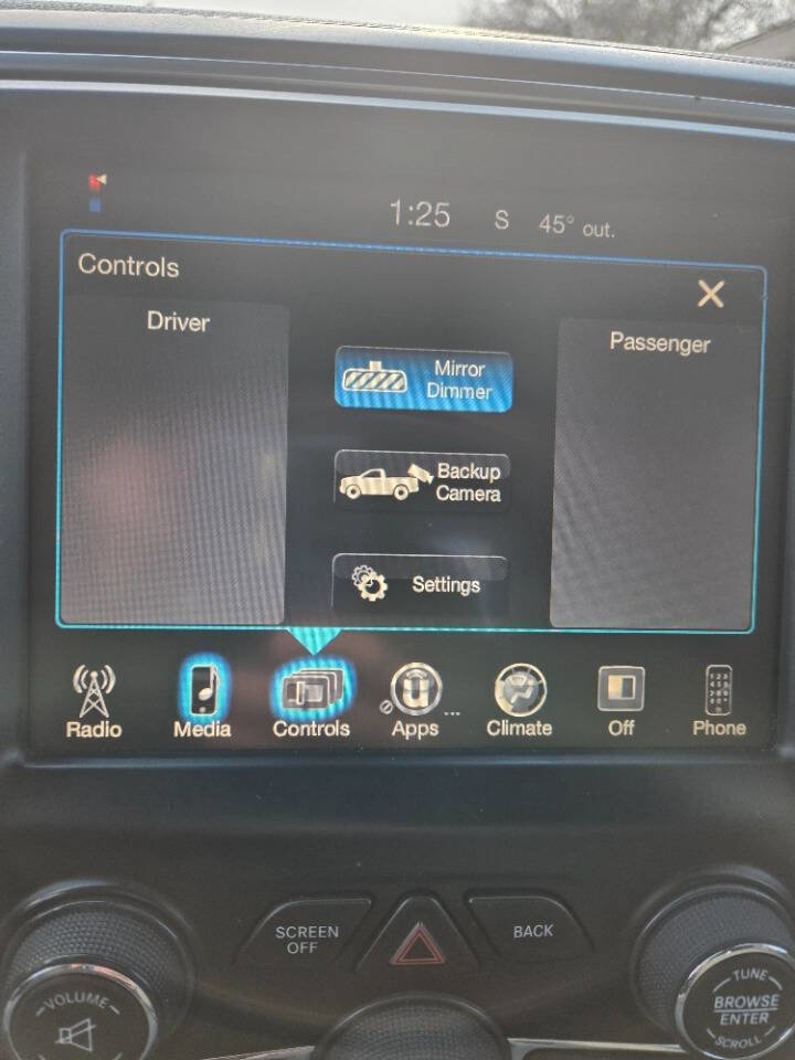 Used 2016 RAM 1500 Big Horn image 32