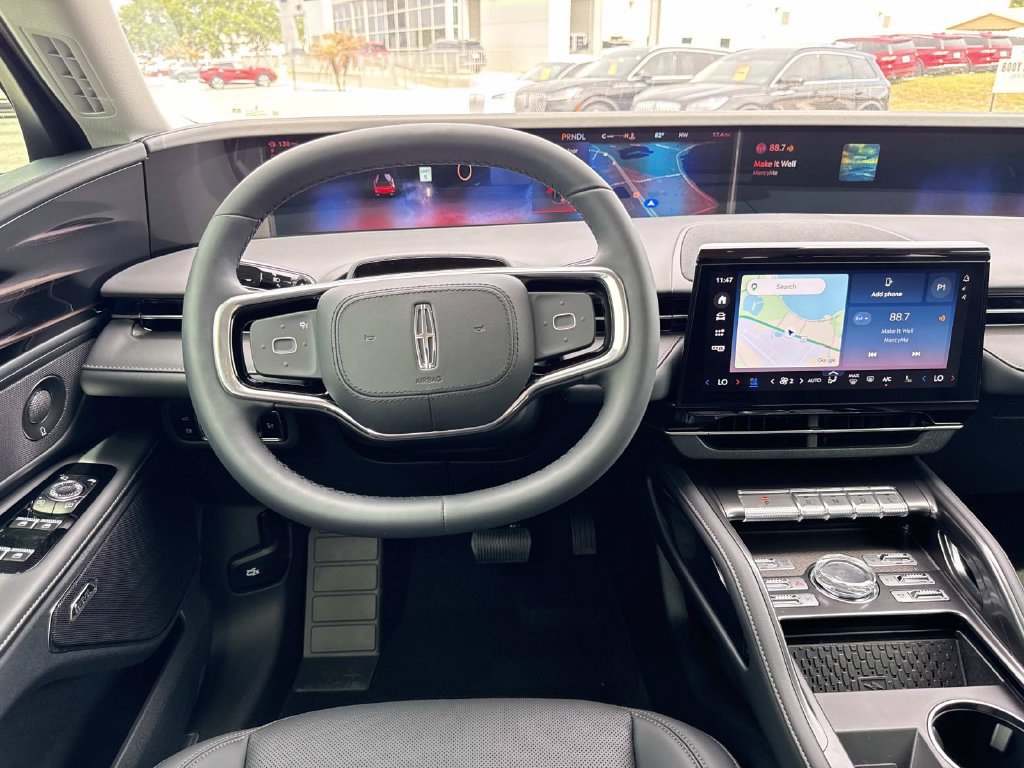 New 2026 Lincoln Nautilus Premier w/ Equipment Group 102A AWD/4WD image 17