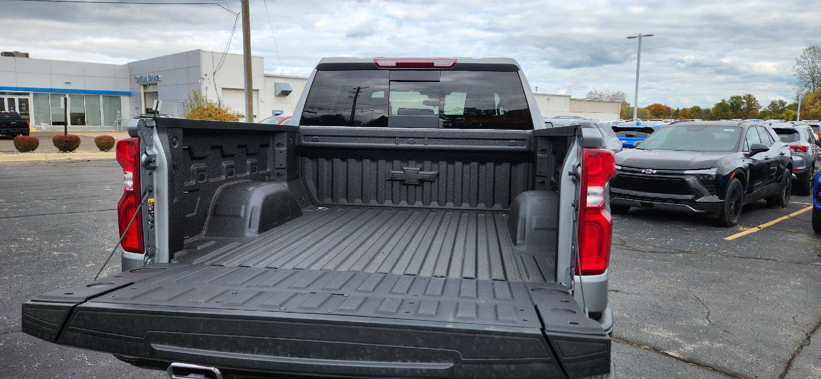 New 2026 Chevrolet Silverado 1500 LT Trail Boss w/ Safety Package image 7