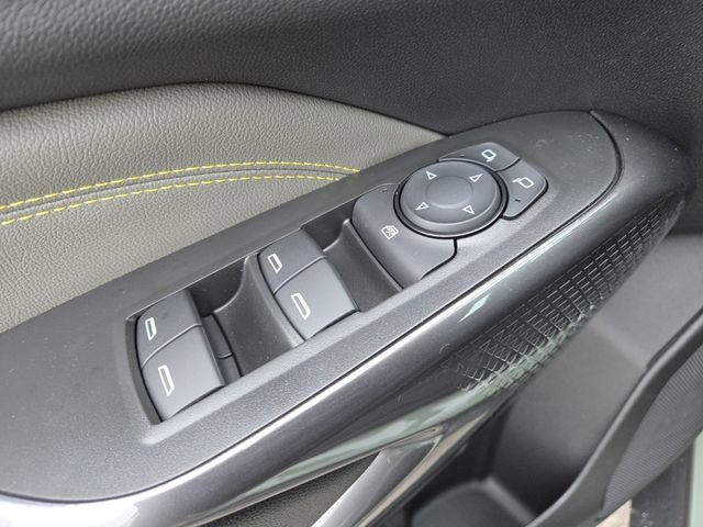 New 2026 Chevrolet Trax ACTIV w/ Sunroof Package image 9